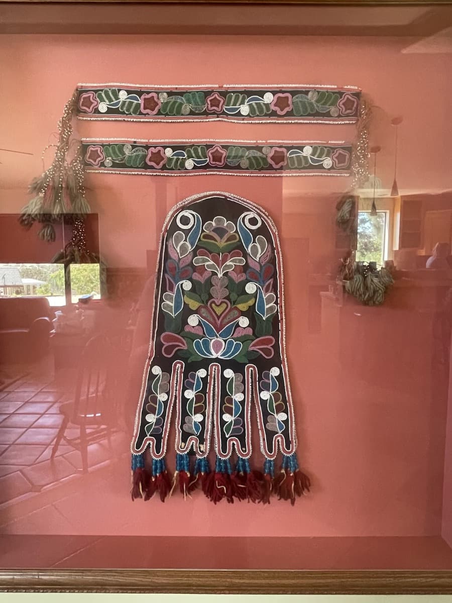 Go2Girlz / American Indian Items / Collectibles / Furniture & Art ./ Patio/ SATURDAY 20% OFF photo 1