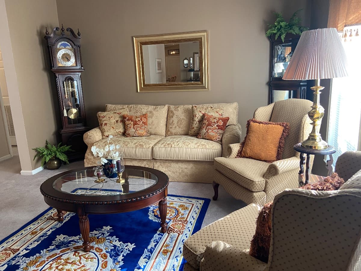 25% OFF SATURDAY- MAGNIFICENT MIDDLEBORO SALE photo 1