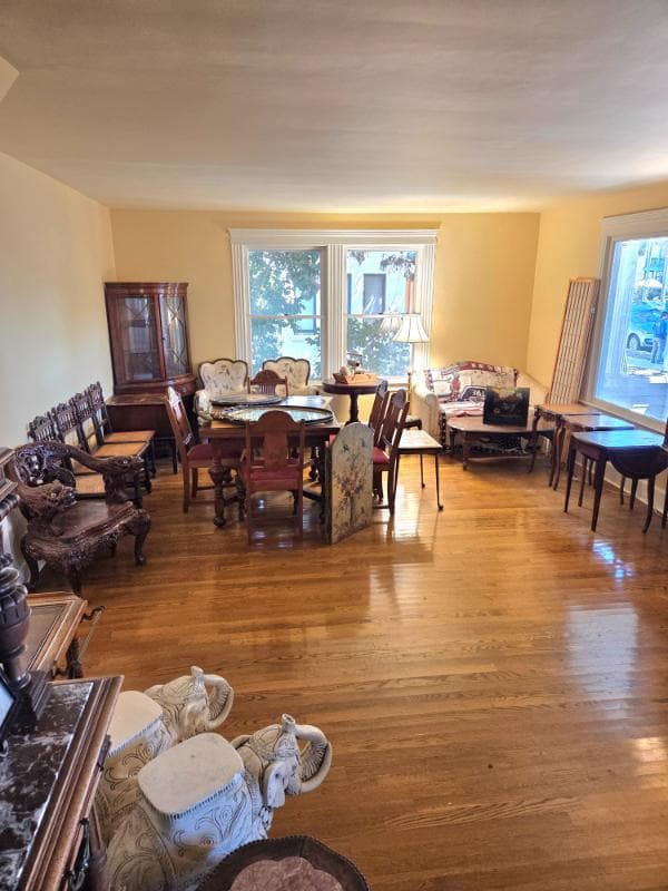 Grasons of Long Beach Metro 3 day Estate Sale photo 1