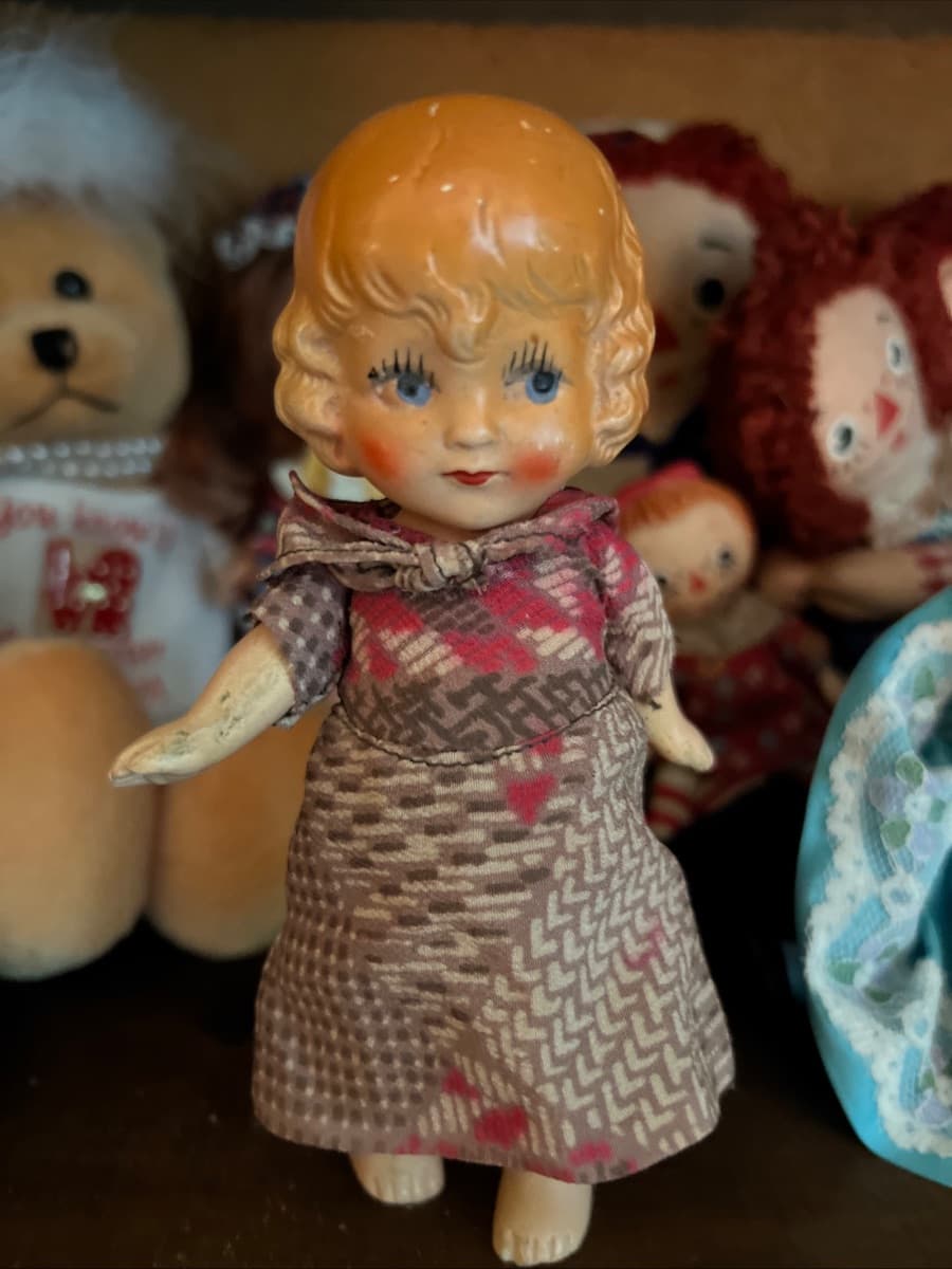 Vintage Finds & Timeless Treasures – Fair Oaks Estate Sale photo 1
