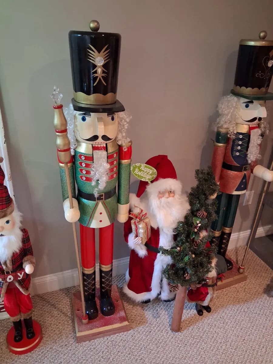 Braintree Modern Mix Estate Sale photo 1