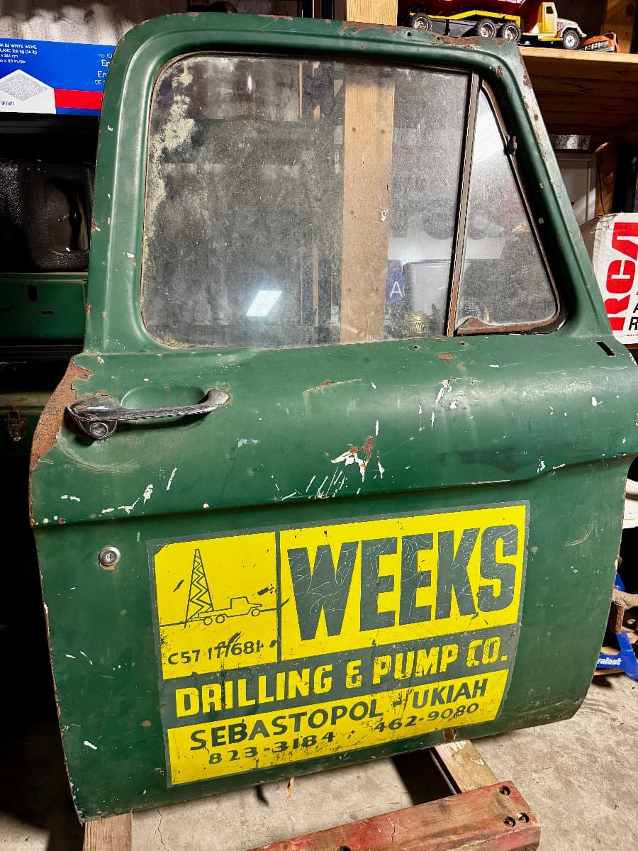 Green & Cate Digger Estate Sale Graton photo 1