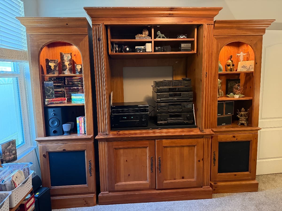 Valrico 2 Day Estate Sale Hosted by Fresh Start Estate Liquidators photo 1