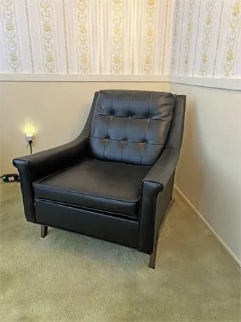 Yellow Brick Road Private Residence Broadview Heights Online Auction photo 1