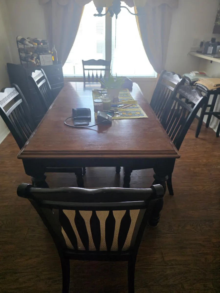 Estate Sale - August 1 and 2 - Bear, De photo 1
