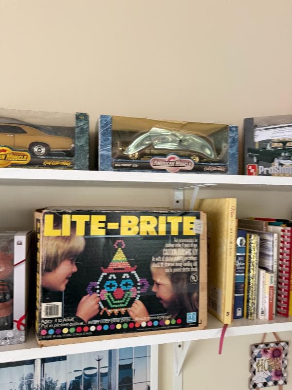 A MOMENT IN TIME - Woodridge - Filled house Man Cave Tools and more! photo 1