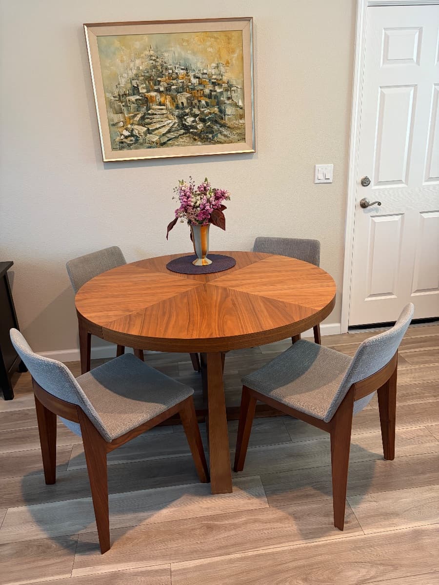 Beautiful Estate Sale with many collectibles photo 1