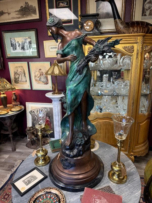 The Great Estate Showroom Sale! photo 1