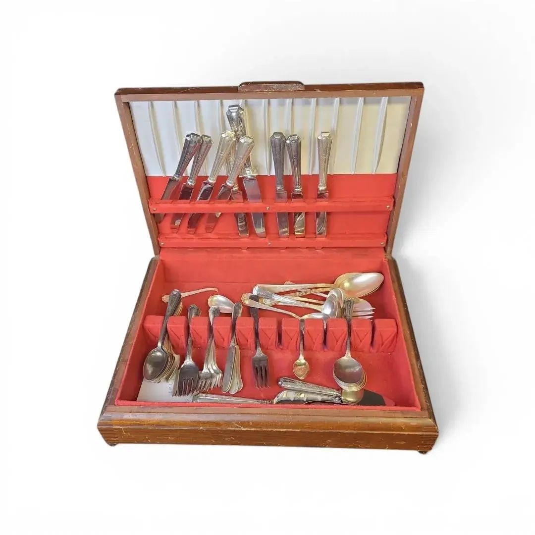 Elegant Finds & Everyday Treasures in N. Olmsted - Ends 8/3, PU 8/5 photo 1