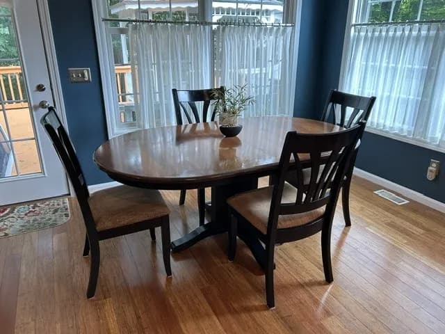 Great Finds Auction Liquidation Avon Lake Sale Part 1 photo 1