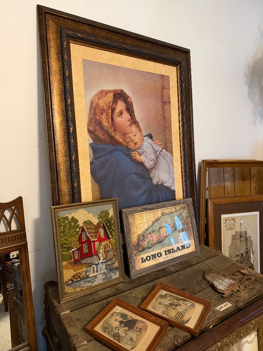 ANTIQUE & COLLECTOR ESTATE LIQUIDATION SALE photo 1