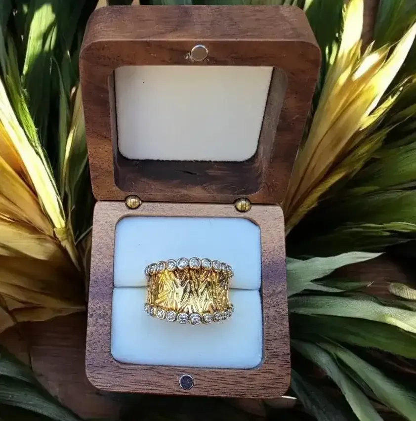 August Sparkle Showcase Online Auction by Caring Transitions - Ends 8/9! photo 1