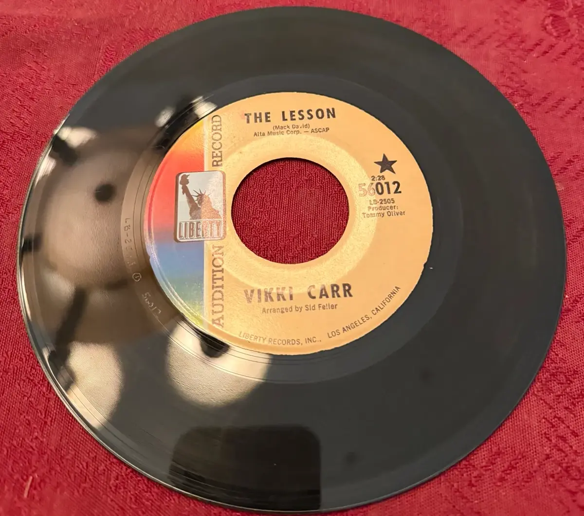 Tick Tock & Retro Finds: Vintage Clocks, Vinyl, Cameras, Glassware & Collectibles photo 1