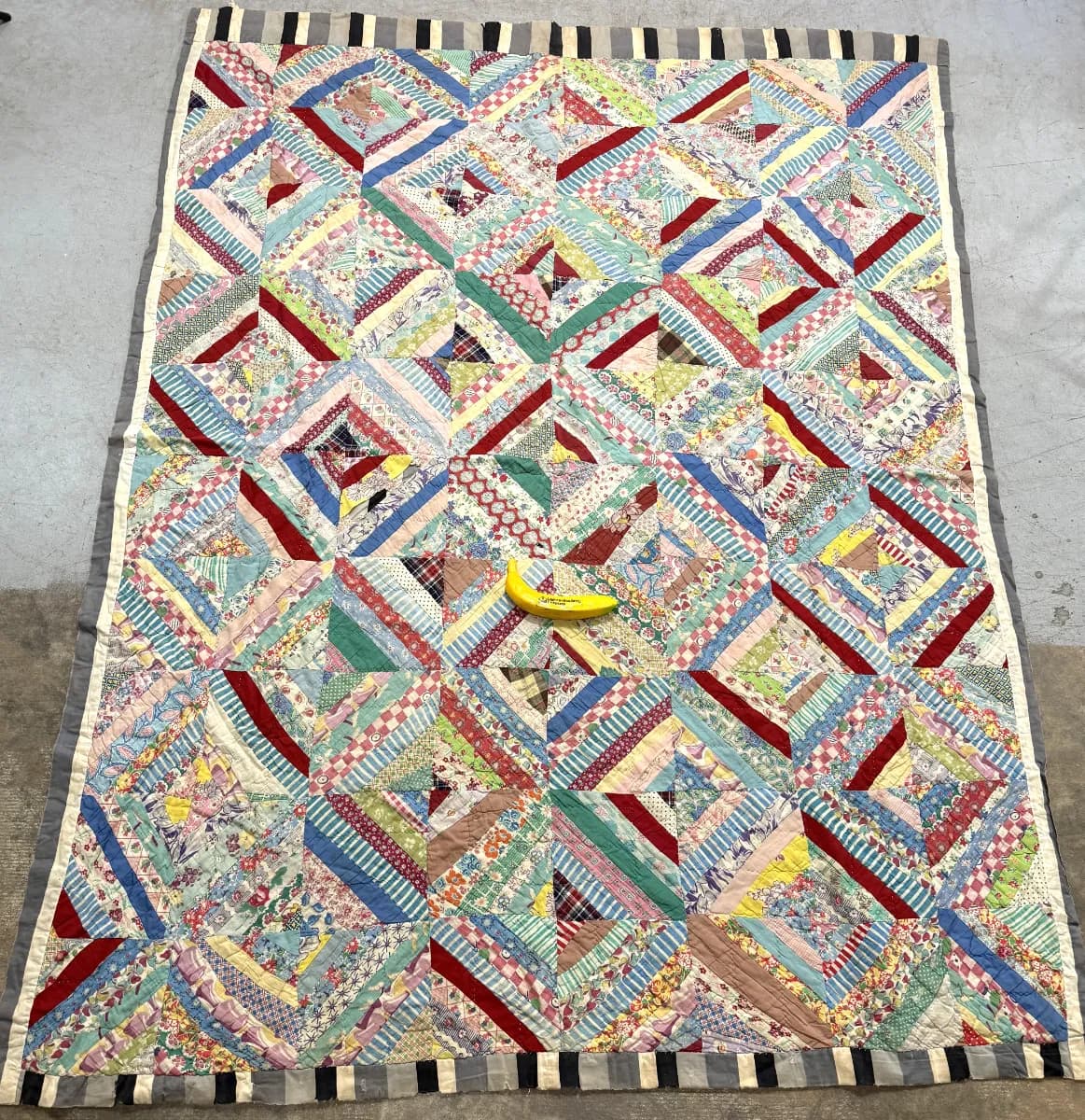 Handmade Quilts, Sterling & Gold Jewelry, Antiques & Birds photo 1
