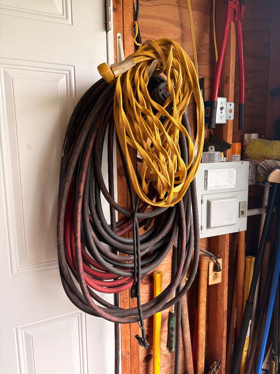 Terry & Robin Carmack, Mechanic Tools, Farmhouse Decor, Vintage, Antiques & Lots More photo 10