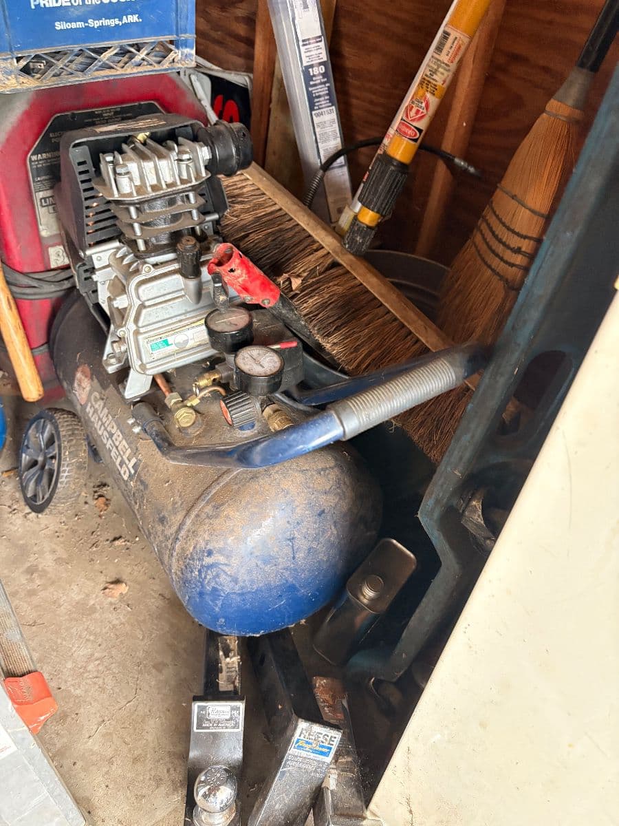 Terry & Robin Carmack, Mechanic Tools, Farmhouse Decor, Vintage, Antiques & Lots More photo 9