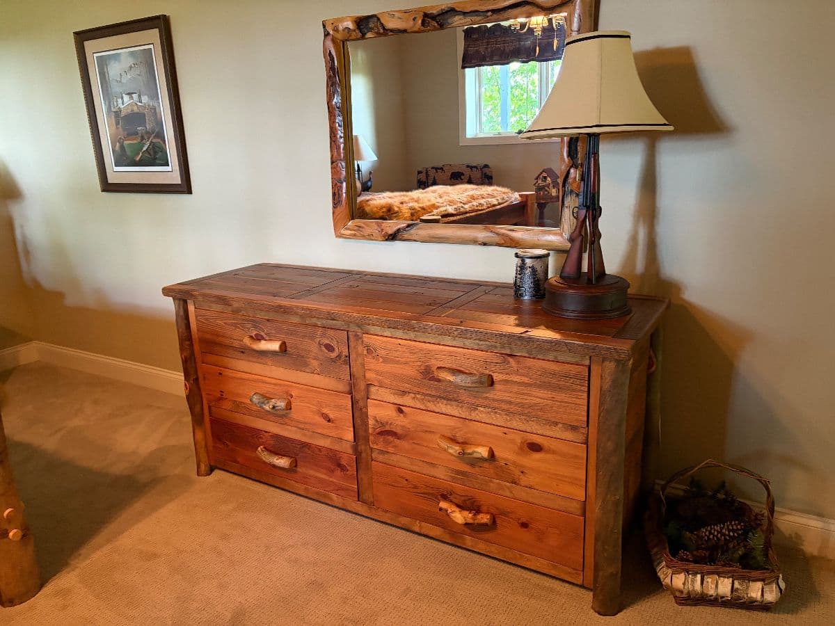 Russell Ridge Estate Sale photo 4