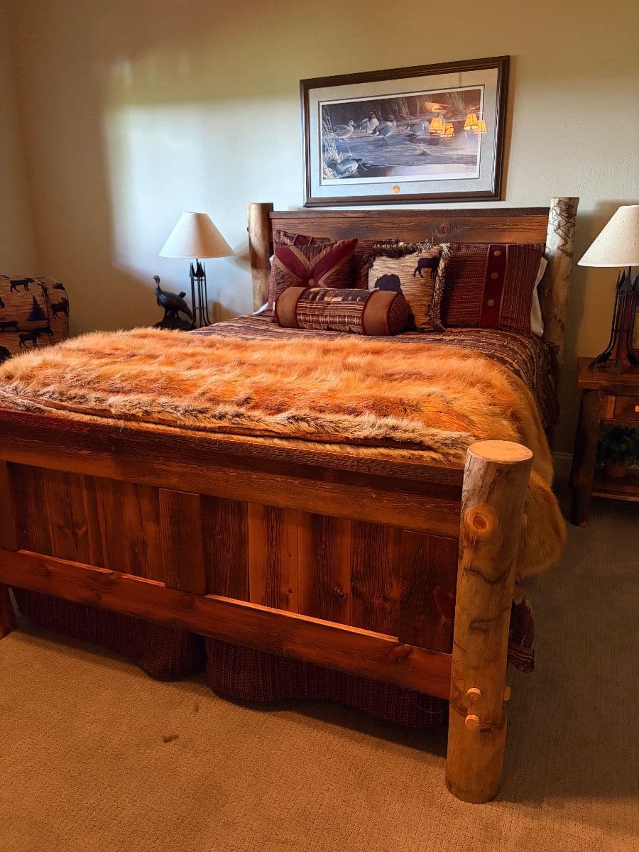 Russell Ridge Estate Sale photo 3