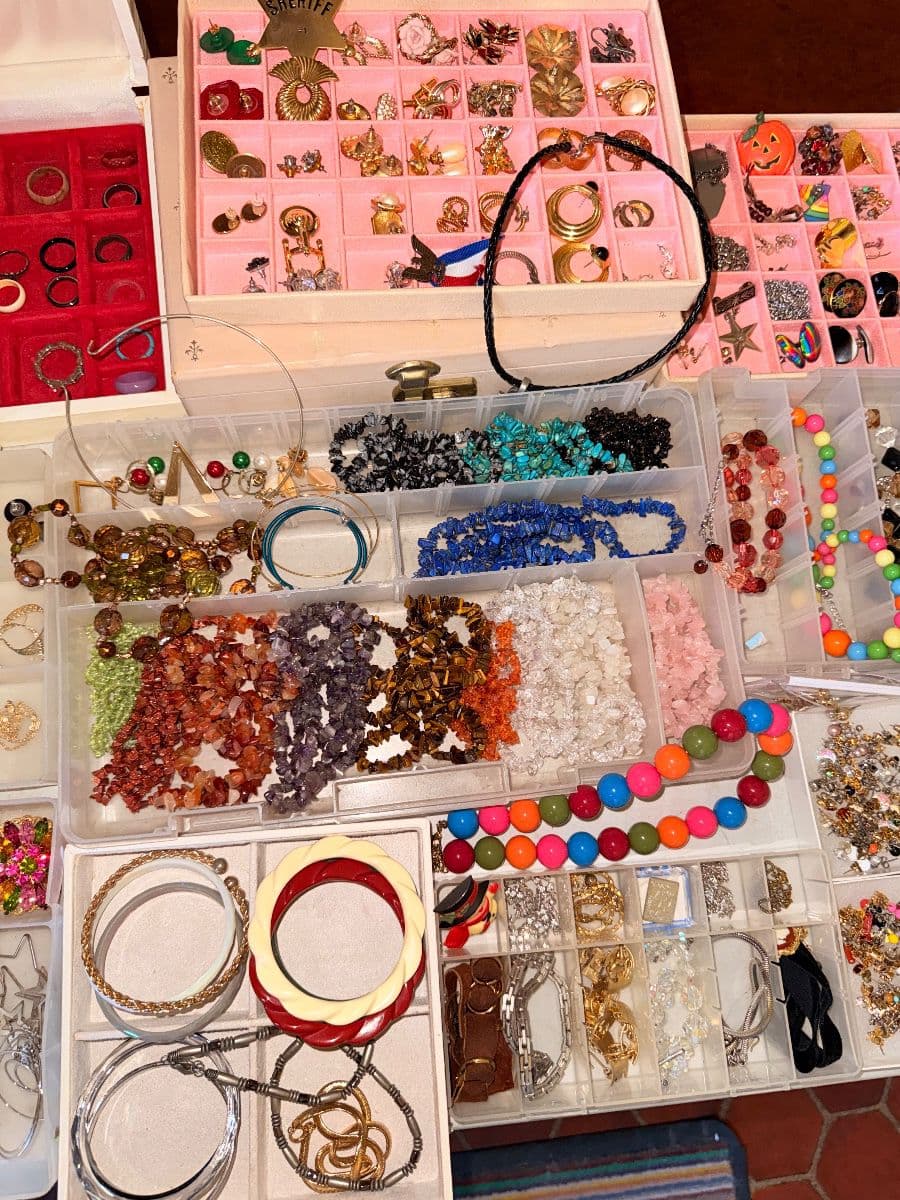 Huge 3 Day Portage Estate Sale! The Ageless Treasure! photo 6