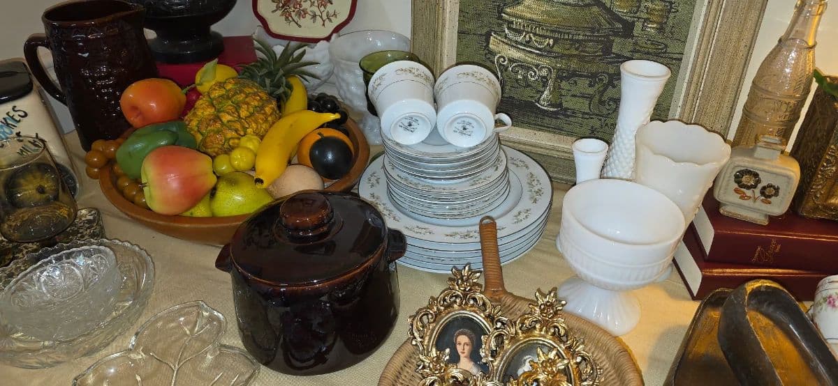 Beautiful Beginnings Estate Sales LLC is in TUCKER with a TERRIFIC SALE!!  Mid-Century & BEYOND! photo 10