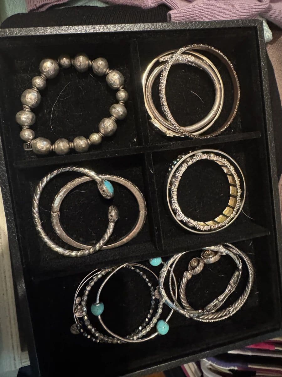 J Elliott Est Sales-Sterling, Jewelry, Cottagecore, Louis Vuitton, Airline Memorabilia, Tools, photo 9