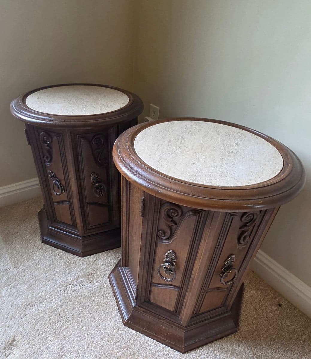 At Home on The Cove: A Blue Moon Estate Sale photo 10