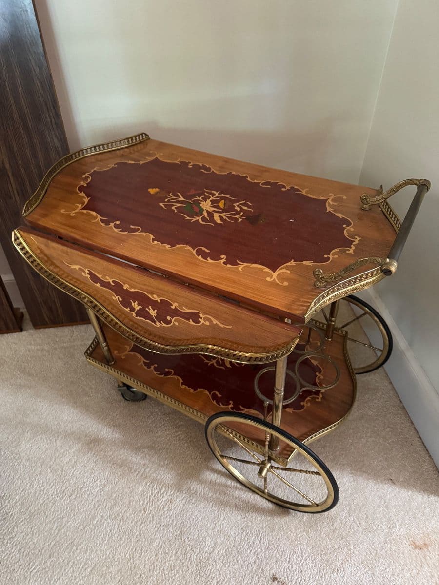 Mike D Estates / Furniture / Collectables / Antiques photo 1