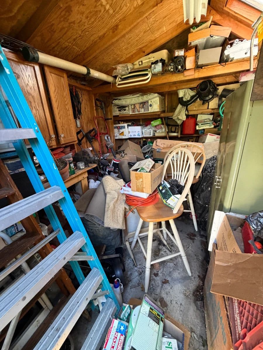 Handy Hickory Hills! Tools, records, jewelry, furniture, kitchen, clothing, decor and more! photo 4