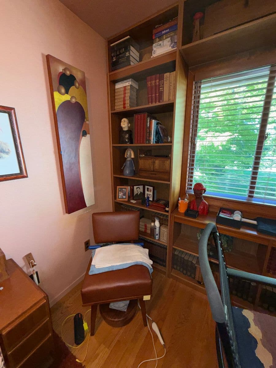 The Rusty Trunk LLC opens to “The Art, Artifacts & Everything” Estate Sale photo 4