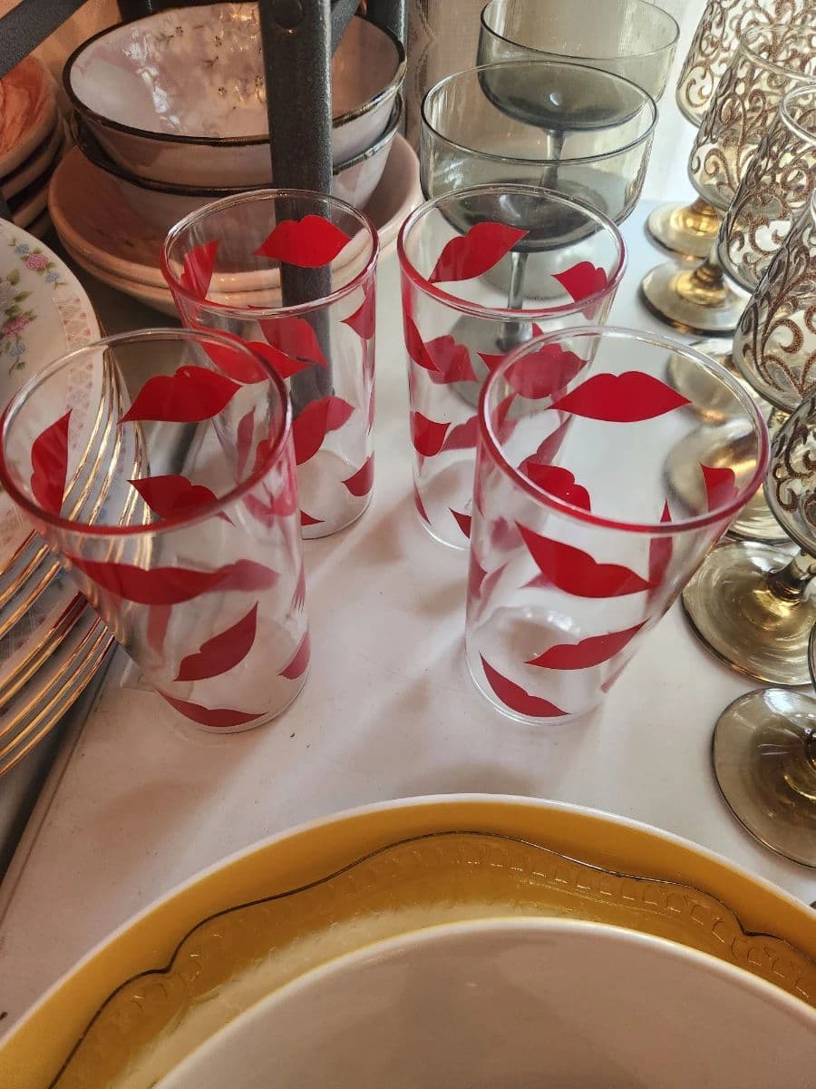 BALDERDASH ESTATE SALES - ZION - Vintage Shopping Adventure!! photo 11