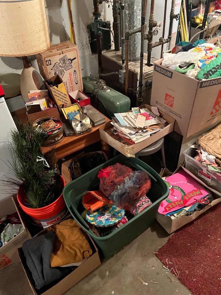PACKED PACKED PACKED HIGHLAND PARK ESTATE SALE photo 9