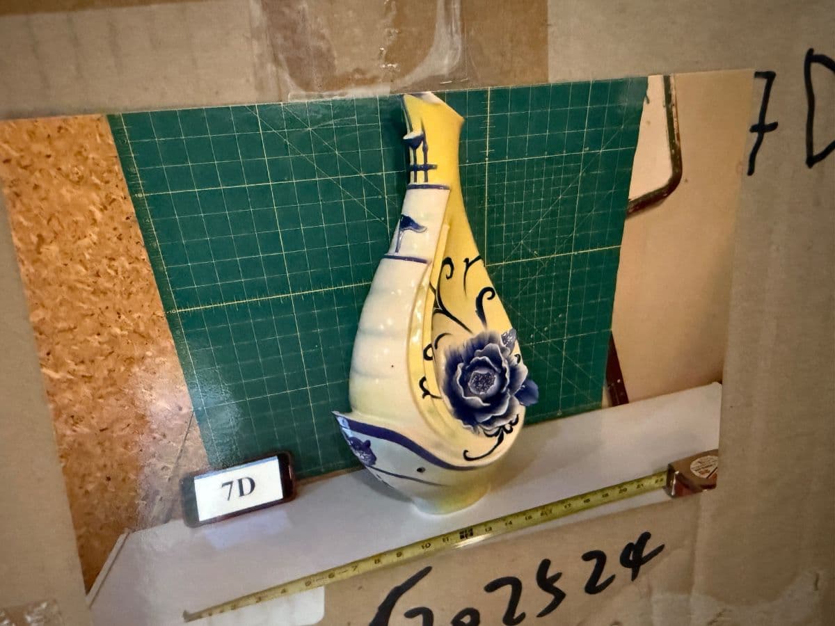 COLLECTOR DIGGER DELIGHT PRIMITIVES ANTIQUES FRANZ VASES DALE TIFFANY PAINTINGS CRYSTAL ASIAN ITEMS photo 12