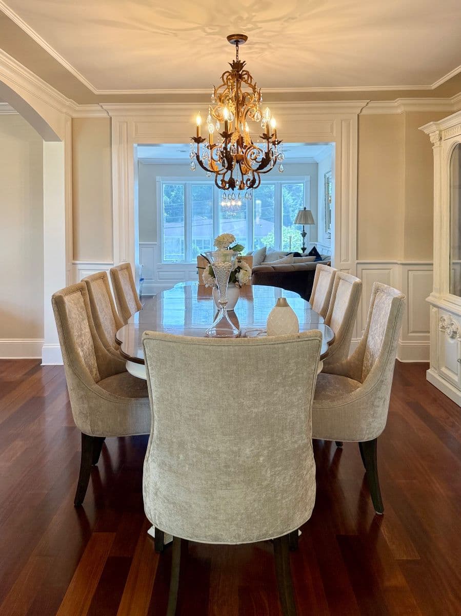 SYOSSET N.Y. Online Auction ESTATE SALE With QUALITY HOME FURNISHINGS & DECOR By Diamond Tag Sales photo 1