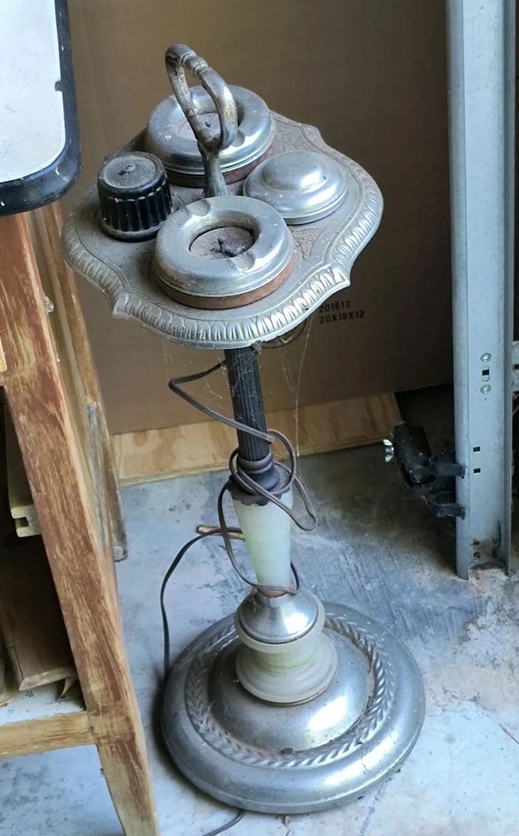 Important Different Estate Tag Sale photo 5