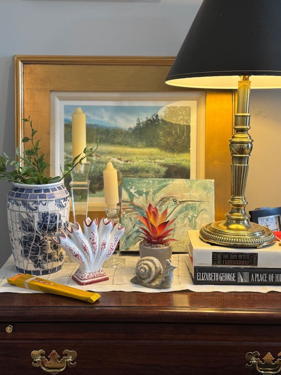 “Postcards + Pops of Red” Mt. Juliet Estate Sale! photo 1