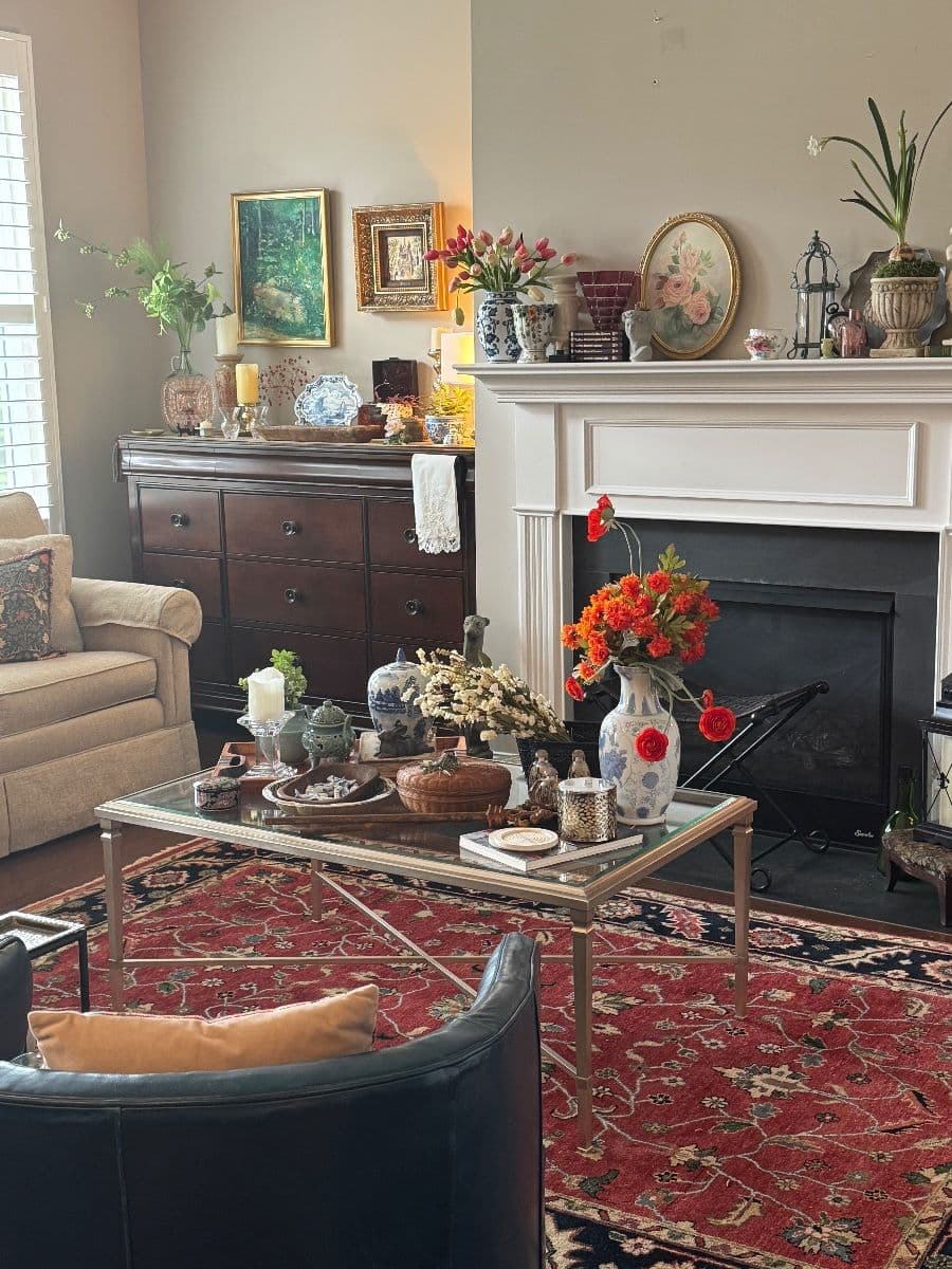 “Postcards + Pops of Red” Mt. Juliet Estate Sale! photo 12
