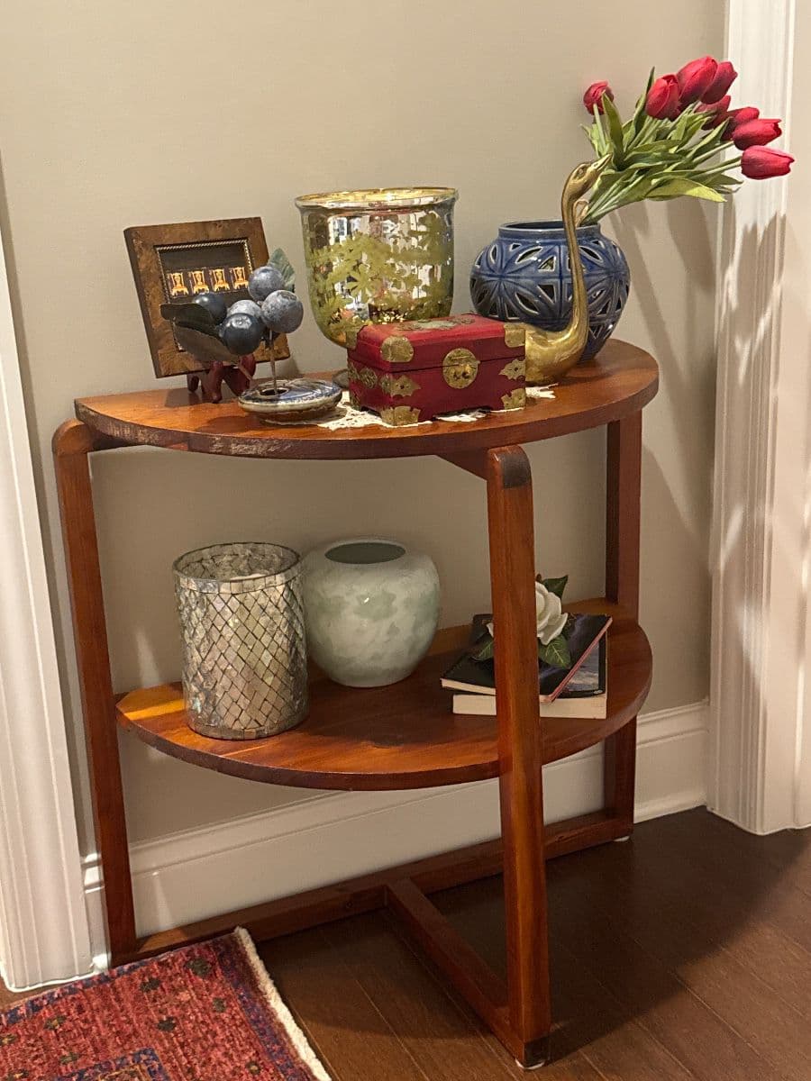 “Postcards + Pops of Red” Mt. Juliet Estate Sale! photo 2