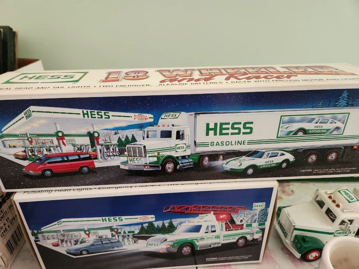 ESTATE SALE – ANTIQUES, VINTAGE TOOLS, ELVIS COLLECTIBLES & MORE! photo 8