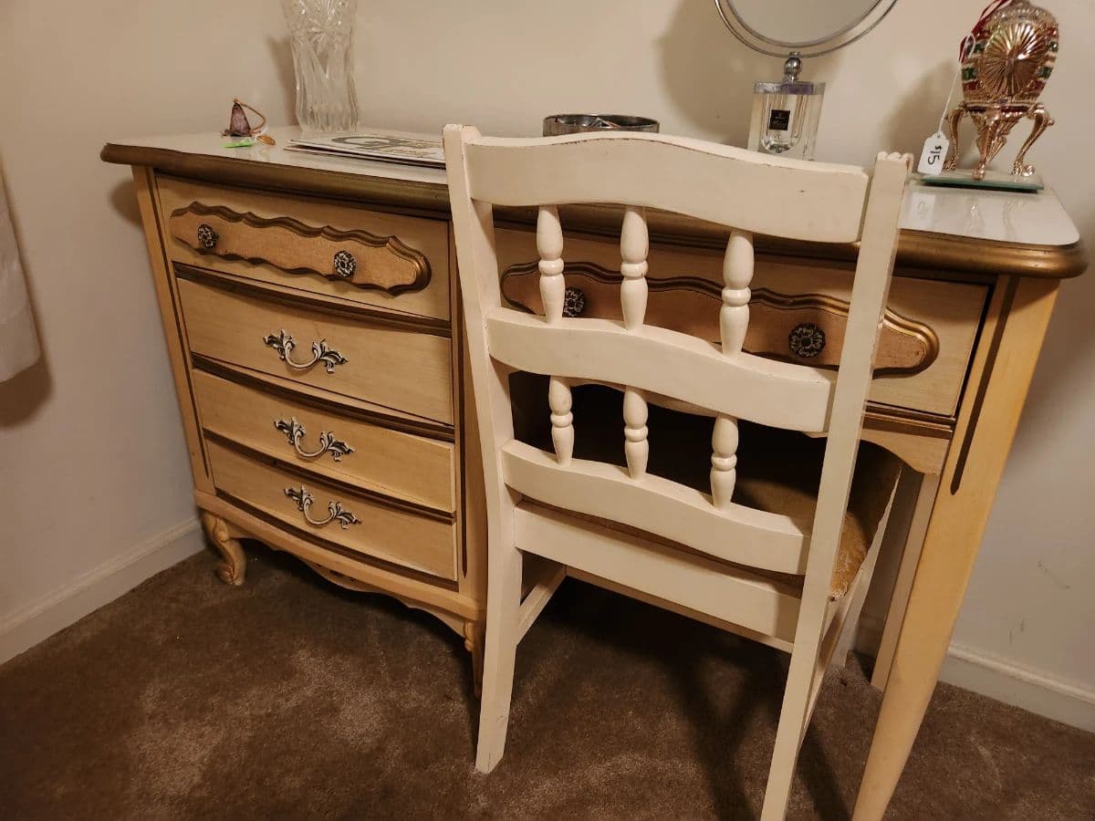 ESTATE SALE – ANTIQUES, VINTAGE TOOLS, ELVIS COLLECTIBLES & MORE! photo 9