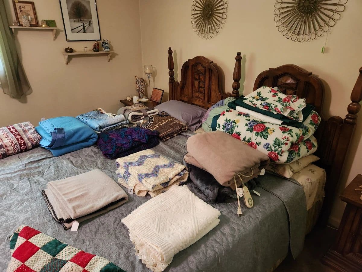 ESTATE SALE – ANTIQUES, VINTAGE TOOLS, ELVIS COLLECTIBLES & MORE! photo 12