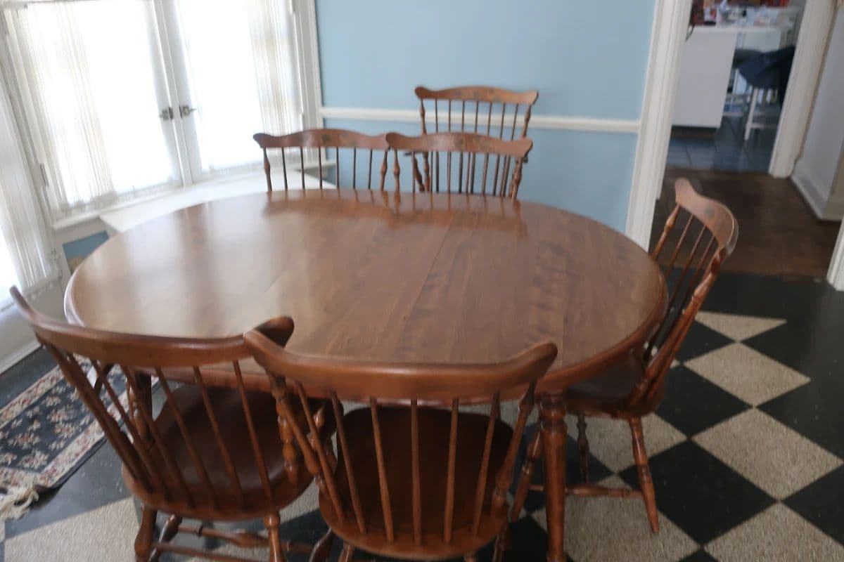 N  &  M  Sales- MCM  furniture,  Kwai  piano, decor, books,  & jewelry photo 6