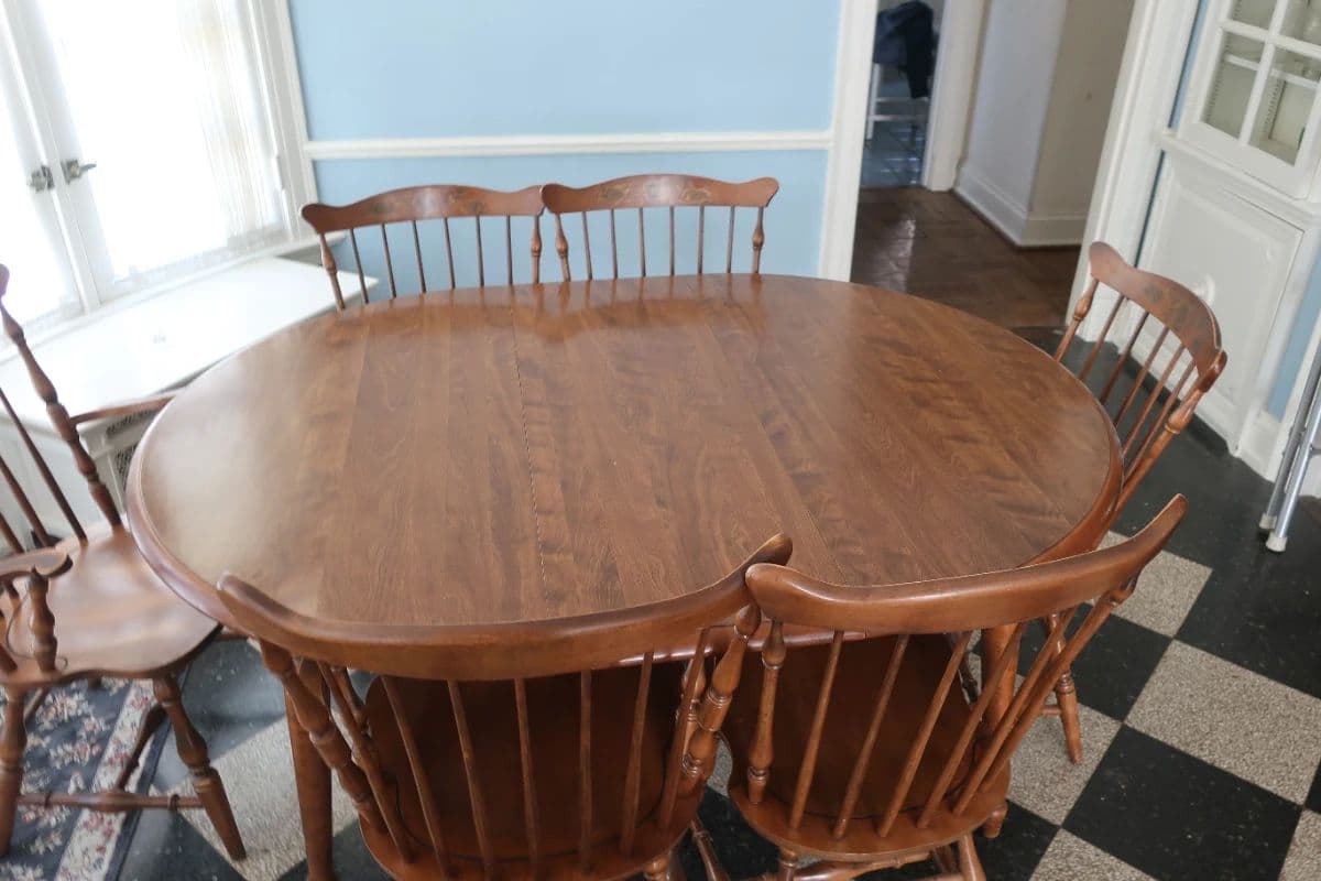 N  &  M  Sales- MCM  furniture,  Kwai  piano, decor, books,  & jewelry photo 8