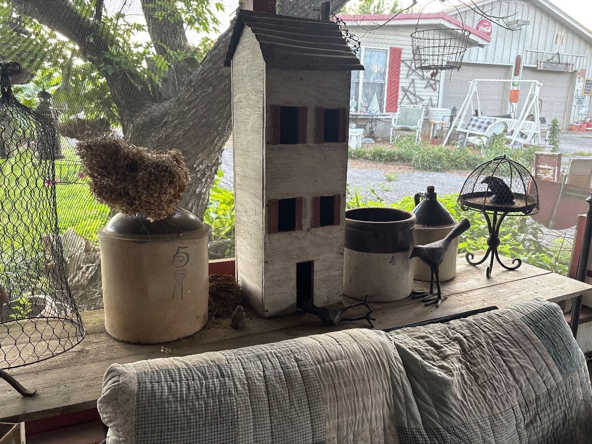 Primitives Sale of the Century photo 3