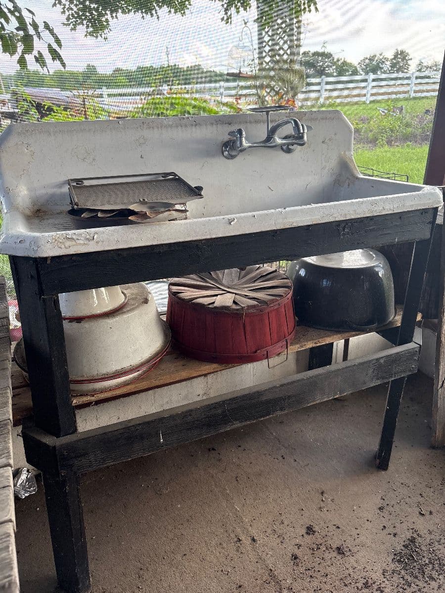 Primitives Sale of the Century photo 7