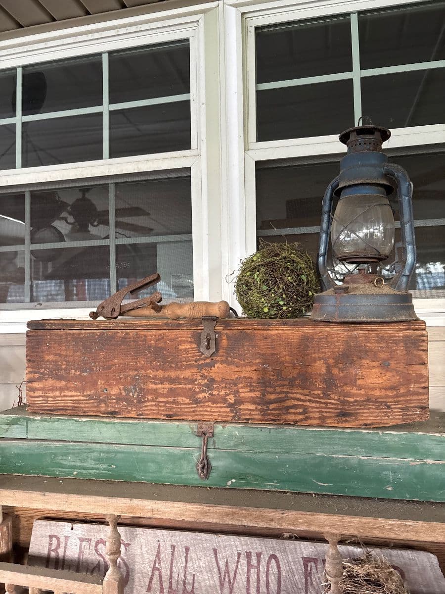 Primitives Sale of the Century photo 11