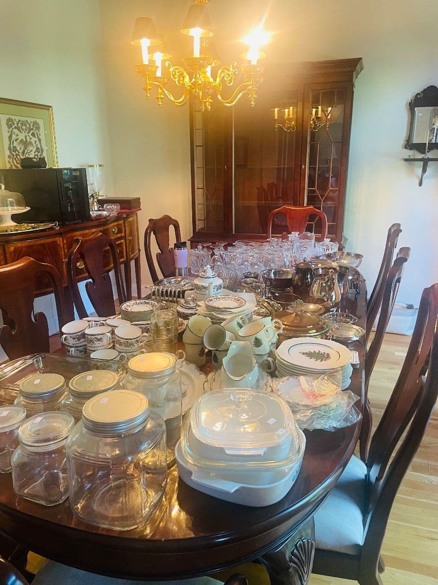 LENOIR ESTATE SALE (WOODRIDGE ESTATES) CHRISTMAS IN JULY!! photo 1
