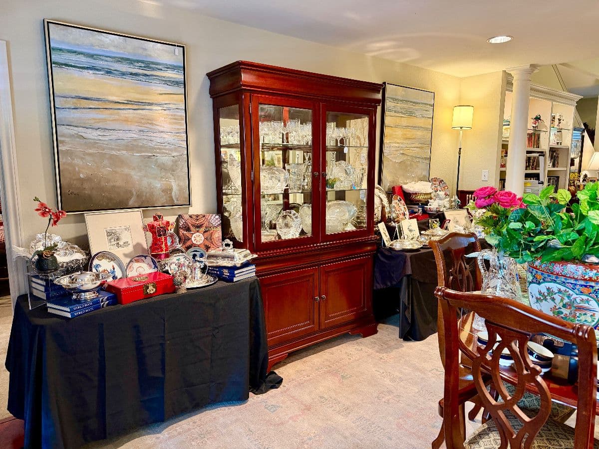 RITZY RIVERCREST HIGHEND HUNTING FISHING & BOUTIQUES CHANEL VINTAGE CHRISTMAS CHINOISERIE! photo 7