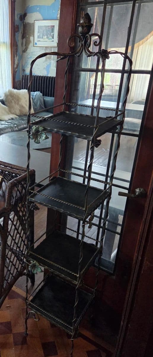 Colossal Old West End Estate Sale Art/Antqs/Jewlry/Vtg&MdnClothes/Books/Kit/Furn/Tools&More!!!!!!!!! photo 11