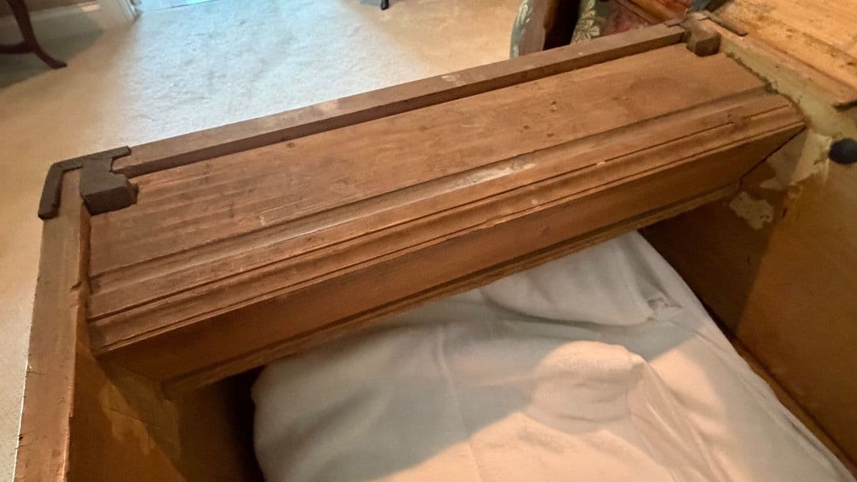 Awesome Fairview Estate! Beautiful Furniture, Vintage, Antique and Collectibles photo 7