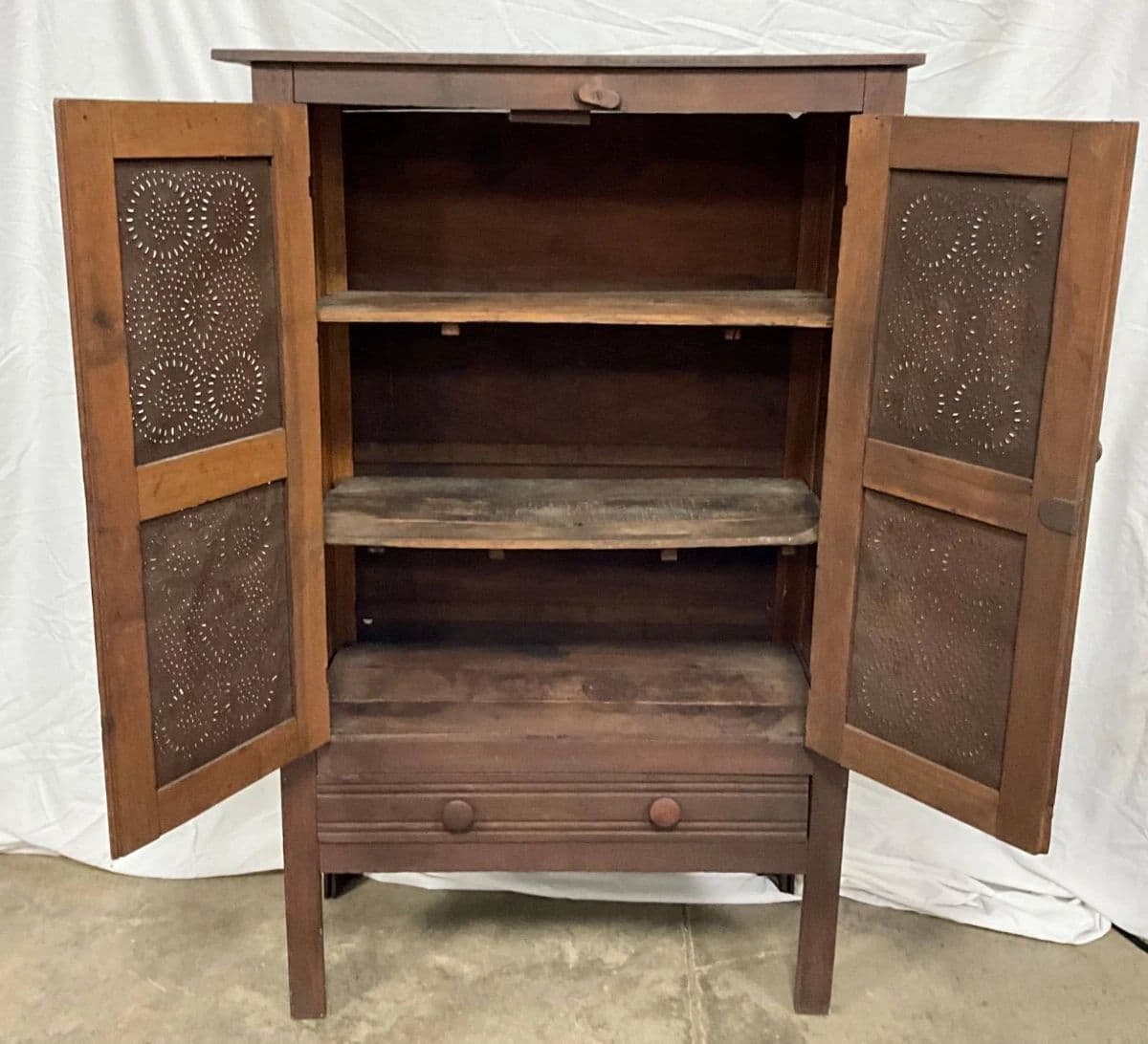 LIVE AUCTION SUN. AUG. 23 AT 10AM photo 4